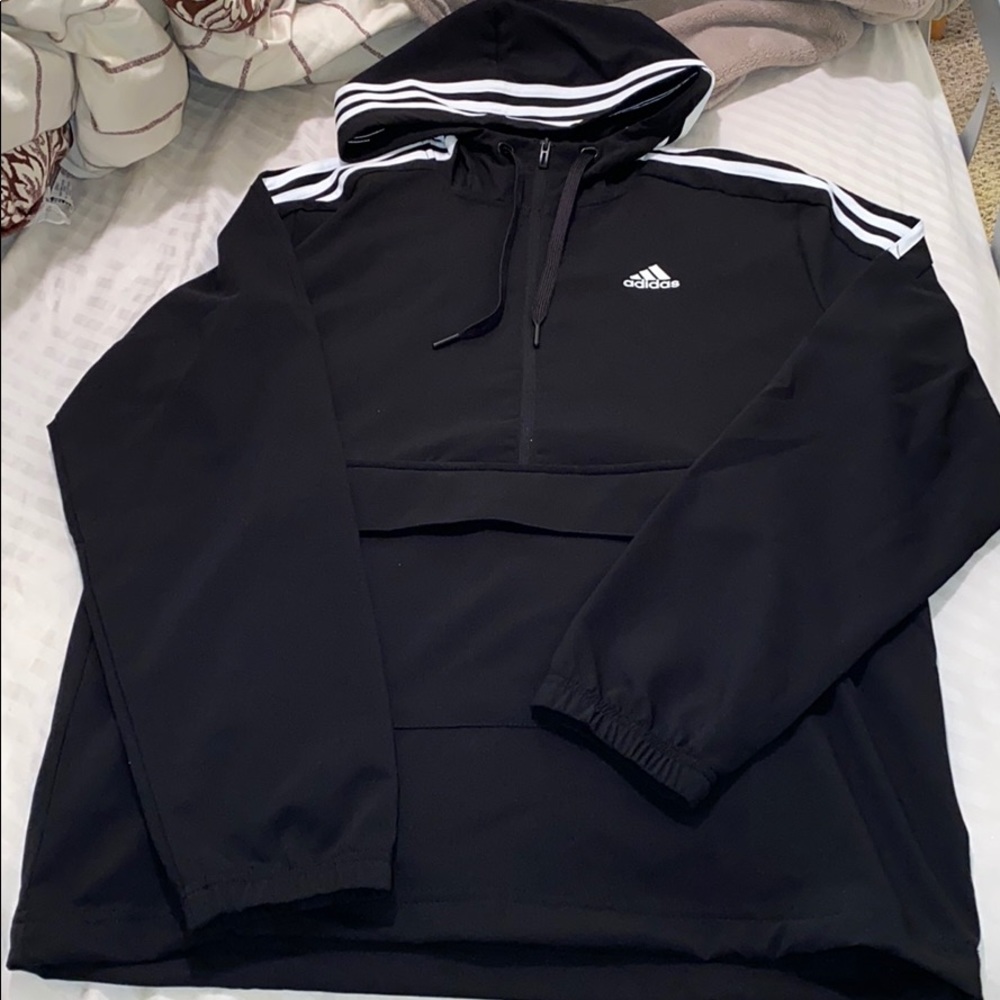 Men’s black adidas pull over